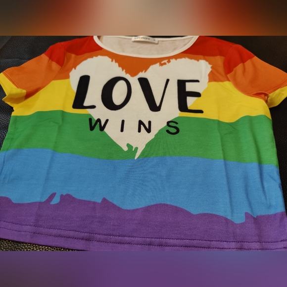 Pride rainbow shirt  Crop Tee Top  Shirt 🌈 - Picture 5 of 8